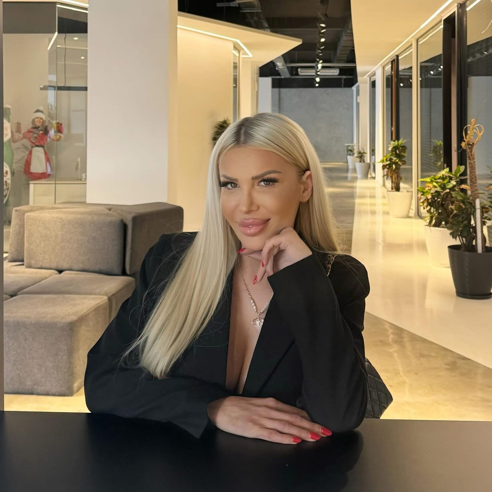E PABESUESHME!!! Ja çfarë ka ndodhur me Edona James…