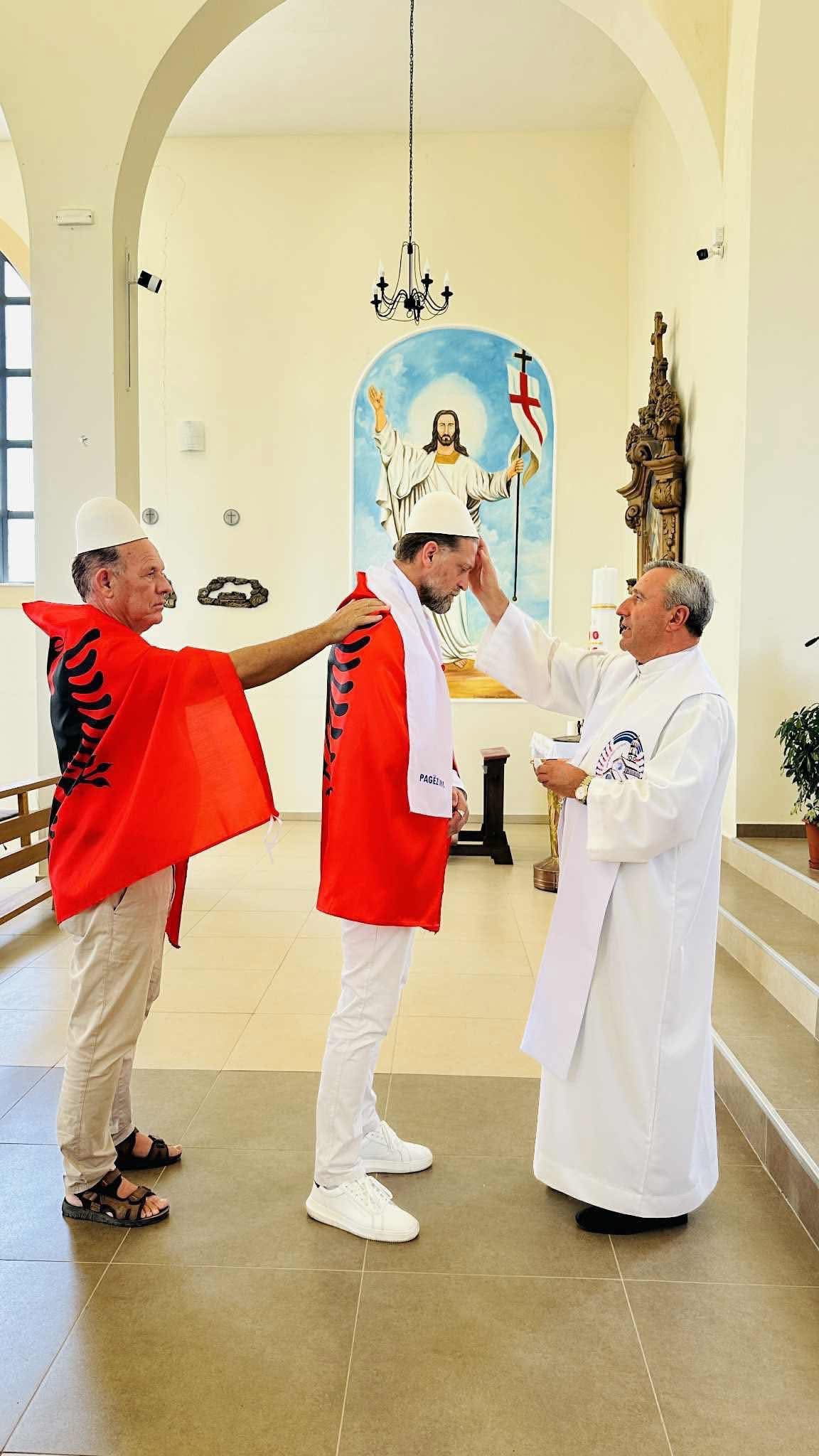 Konvertohet në të krishter qytetari nga Prishtina: Kështu u ndjeva krenar edhe kur shkova në UÇK