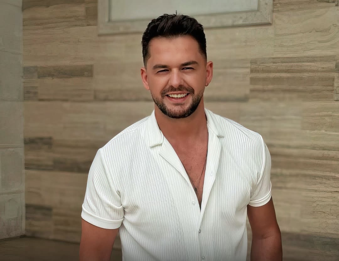 SHERR NẼ DASMË: DHËNDRI DHE DASMORËT RRAHIN BRUTALISHT SHPAT KASAPIN…