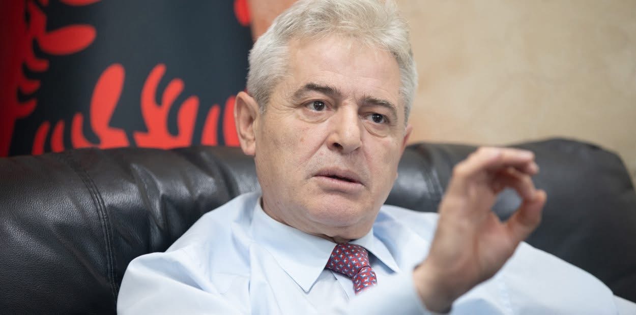 Ali Ahmeti TRONDIT me deklaratën e tij për Protestën ndaj ish-krerëve të UCK! Nuk pritej nga Ai!!!