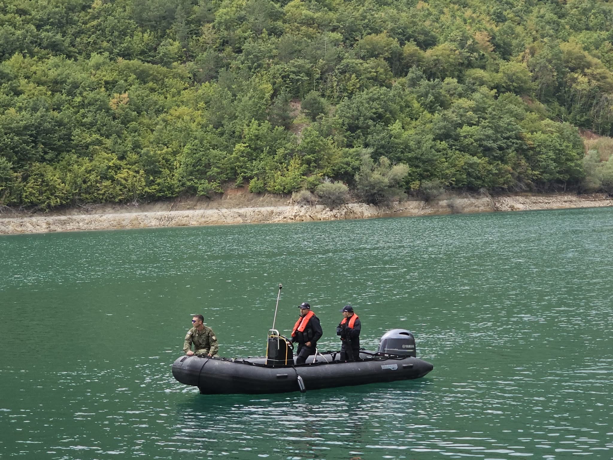 TRONDITËSE: Zbulohet Çfarë Fshihej nën Ujin e Ujmanit – Reagon Policia dhe Prokuroria