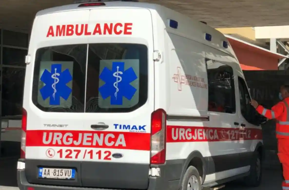 Gjendet i pajetë pranë banesës 47-vjeçari në Shkodër, dyshohet se…