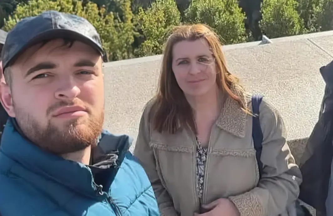 Djali e goditi 7 herë me thikë, ja si eshte sot gjendja e Nexhmije Sules