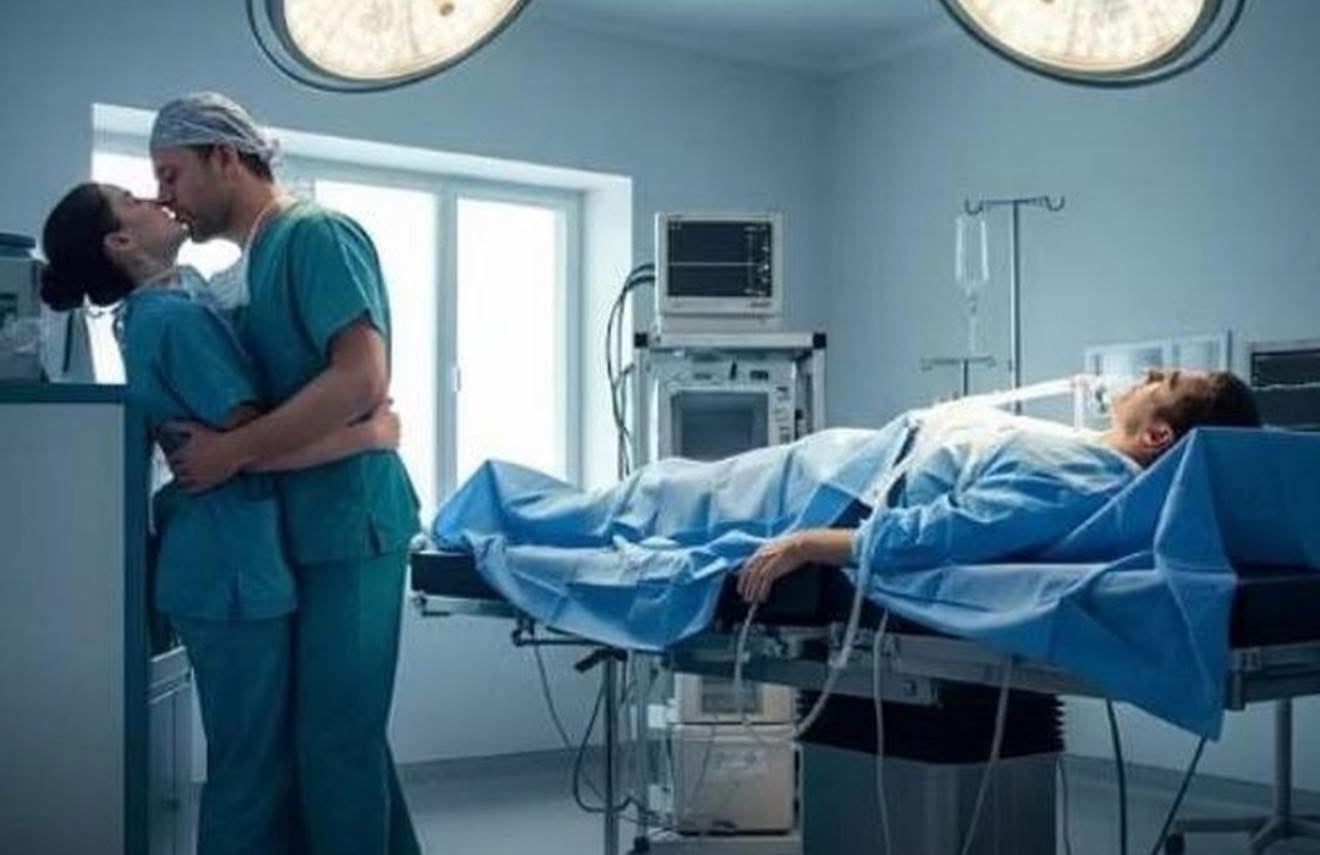 TRONDITËSE: Mjeku lë pacientin në sallë për të kryer marr*dhenie me motrën medicinale