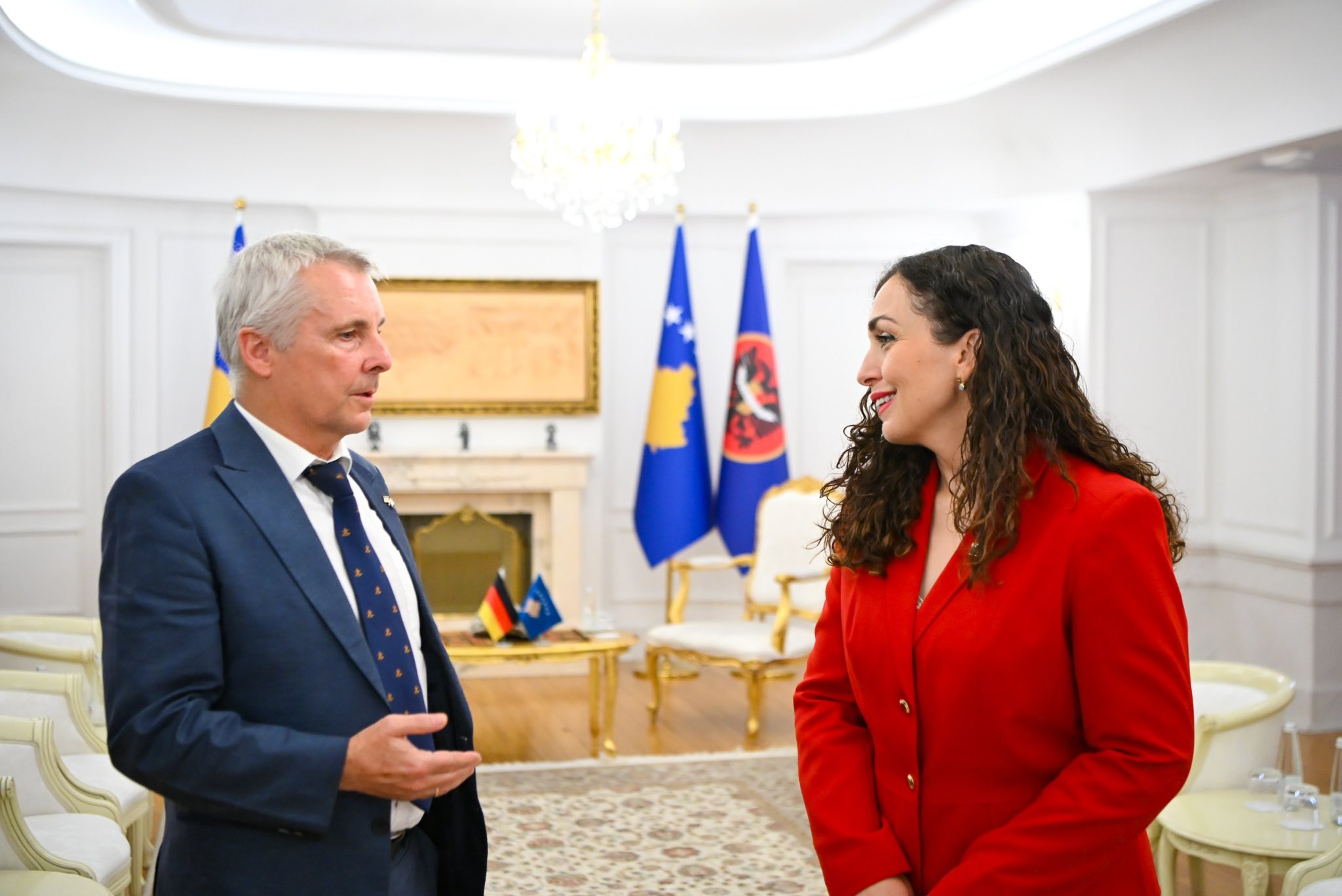 Osmani e priti këtë Ambasador në takim lamtumirës! Ja çfarë i tha…