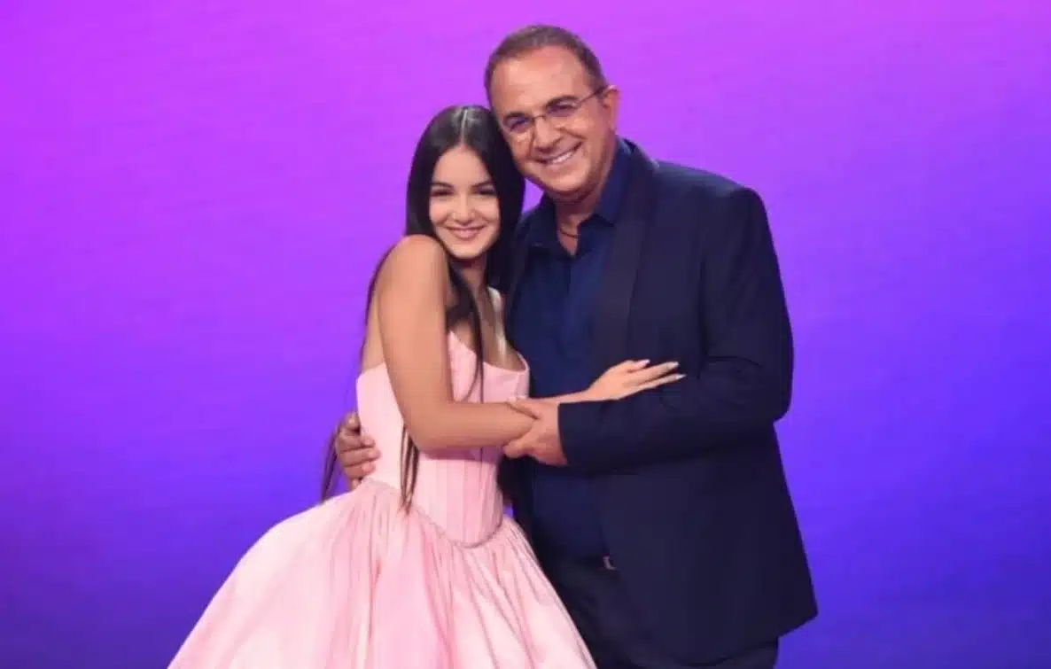 ‘Keni zënë rrënjë’, ‘Yll’, Vajza e Ardit Gjebreas, Ana si prezantuese ndez reagime në…