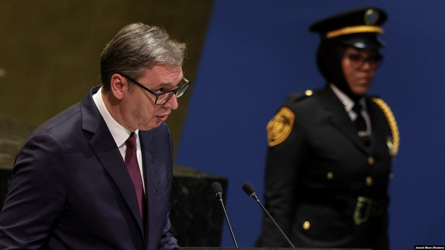 Kosova pranon mijëra dronë kamikazë, Vuçiç frikacaku habit me reagimin e tij..!!