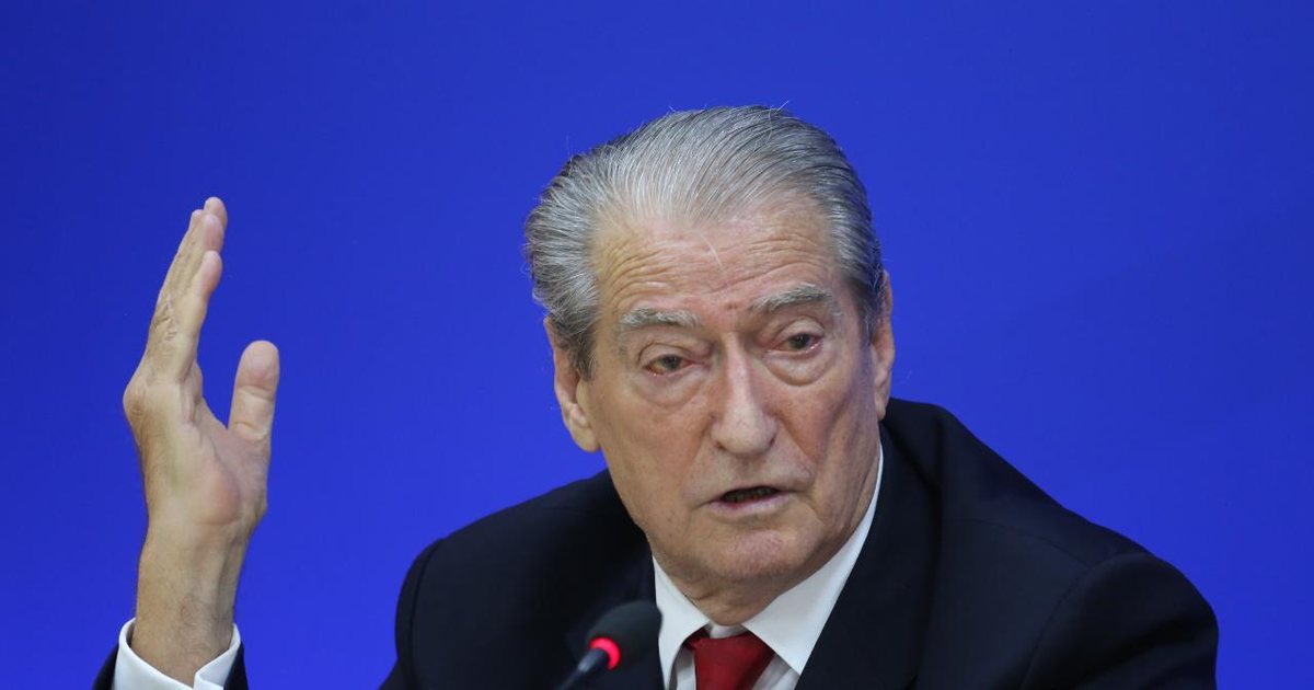 Tronditje në Vend: Sali Berisha përjashtohet nga…