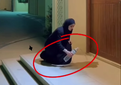 Pamje Tronditëse – Kamerat E Sigurisë Kapin Një Grua Duke Bërë Magji Te Dera E Një Shtëpie (VIDEO)