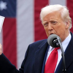 LAJMI FUNDIT: Trump rriti tarifat e mallrave tmerrësisht – Ja sa…