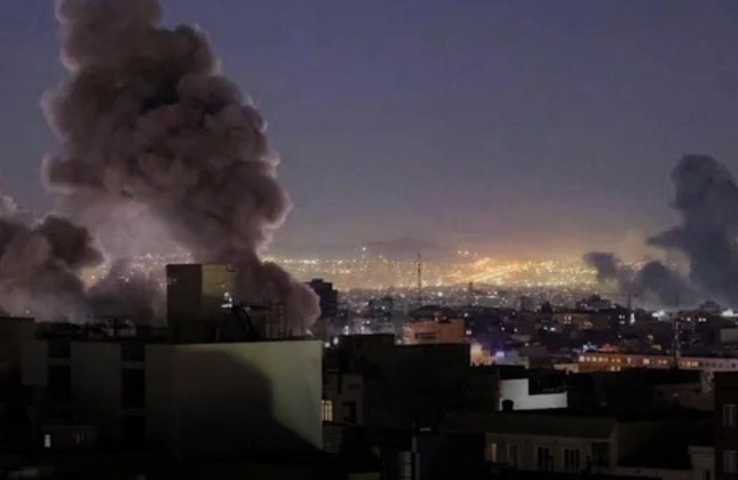 IRANI NIS SULMET ME RAKETA EDHE DREJT EUROPËS, BOMBARDON BAZËN USHTARAKE ANGLEZE