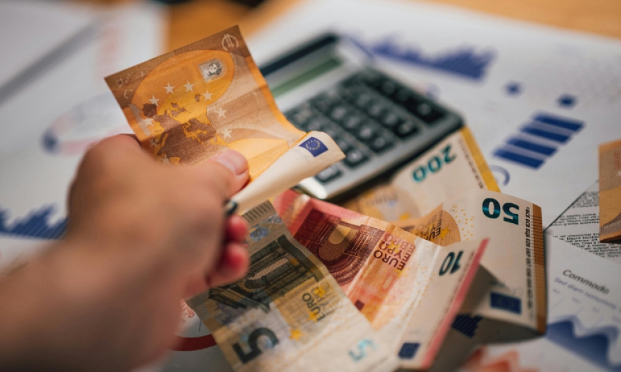 Me ne fund: Ja ne cilën datë do dalë paga e 13-të për puntorët e sektorit publik!