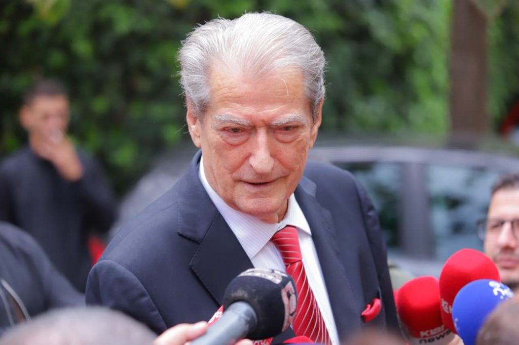 SHKUND VENDIN BERISHA!!! Ja çfarë pritet pas pak Ditësh! Është urgjente…