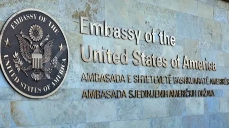 Para vendimit për krerët e UÇK-së, Ambasada e SHBA-së del me paralajmërim për Kosovën