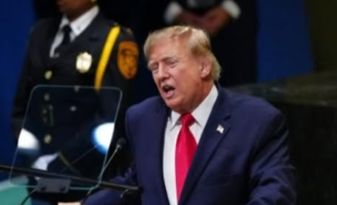 E FUNDIT – TRUMP JEP MESAZHIN E FORTE PER SHQIPERINE E KOSOVEN
